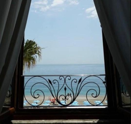 Palazzo Durante Otel Letojanni Dış mekan fotoğraf
